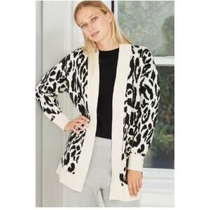 Who What Wear Open Front Cardigan Size Cream/Black Animal print Women’s M